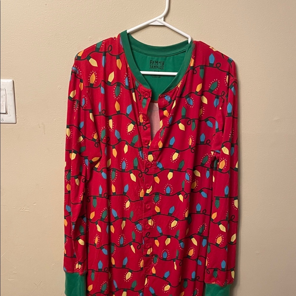 Family Pajamas Red and Green Light Bulb Pajama Set (Bin B)​